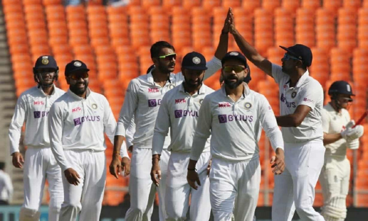 Cricket Image for महान गेंदबाज रिचर्ड हेडली ने कहा, टीम इंडिया ने टेस्ट क्रिकेट को जीवित रखा है