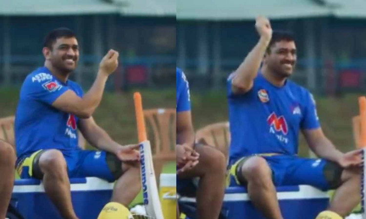 Cricket Image for VIDEO : माही ने उतारी जडेजा की तलवारबाजी की नकल, साथ में बैठे उथप्पा भी नहीं रोक प