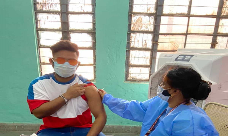 Rishabh Pant Gets First Jab Of Covid-19 Vaccine