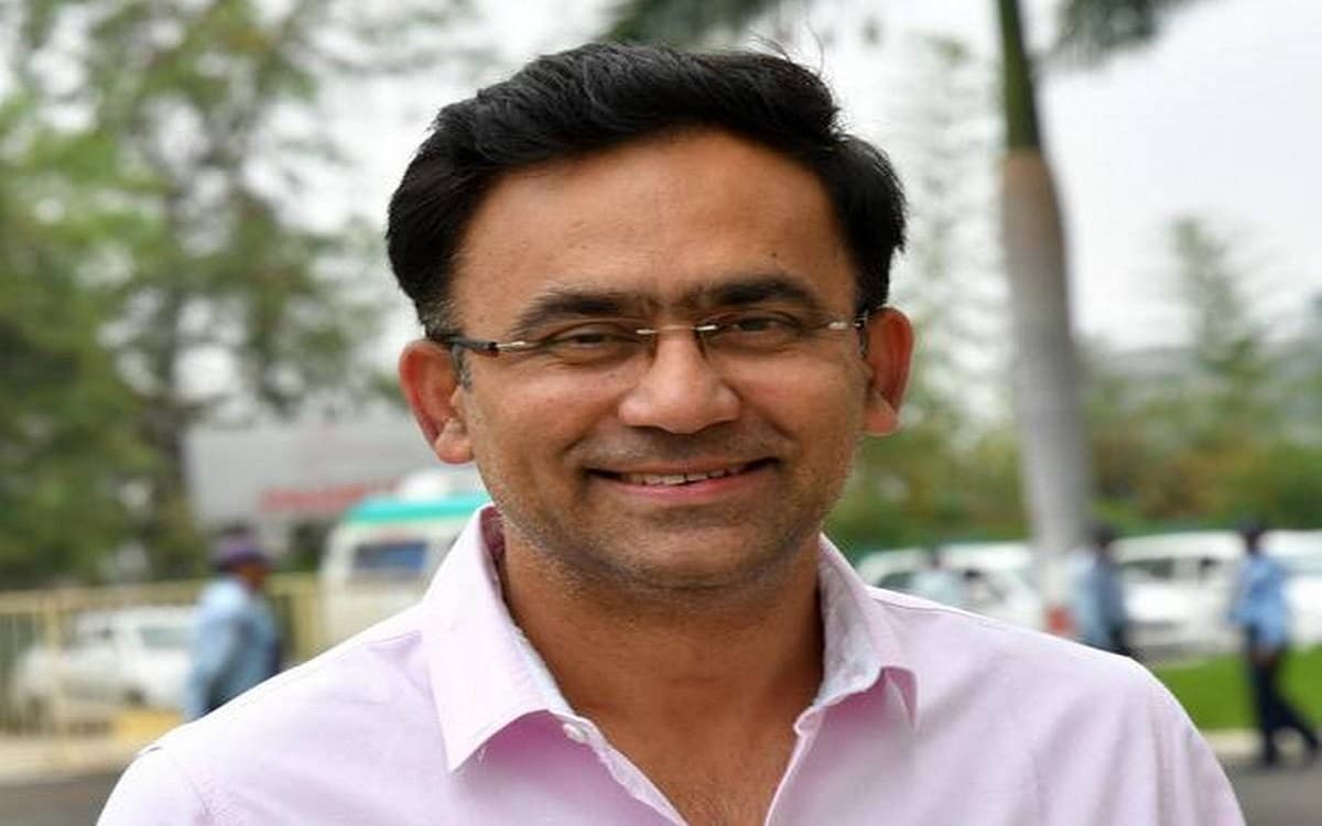 IPL 2021: सबा करीम दिल्ली कैपिटल्स के खेमे में हुए शामिल Saba Karim joins Delhi Capitals camp gets responsibility to find new talent for the team