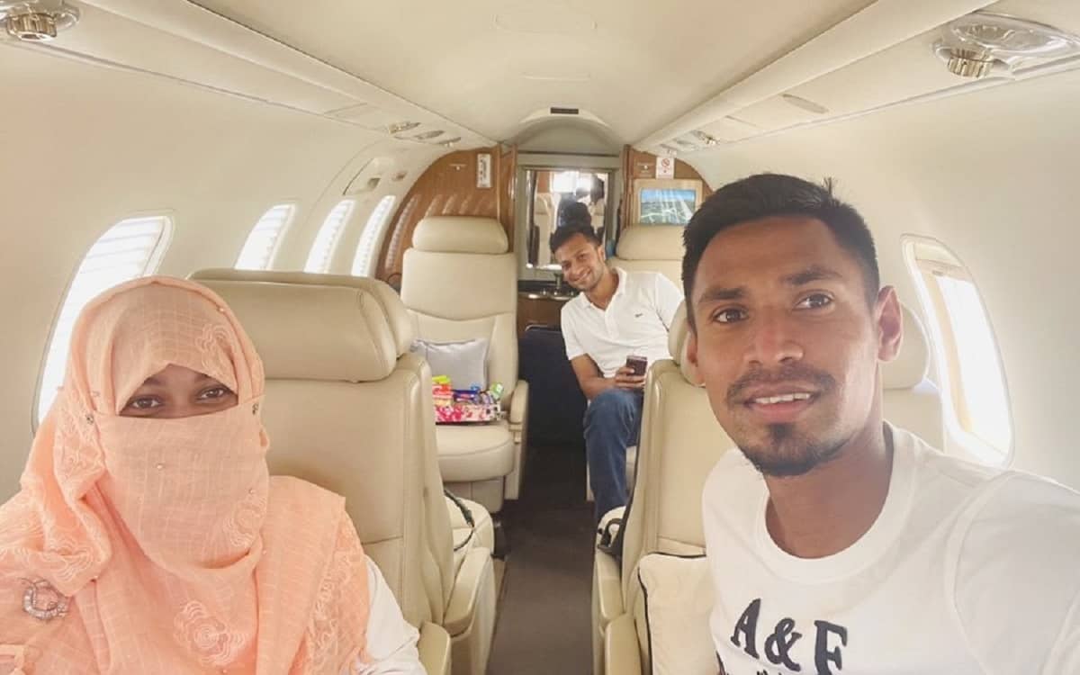 Shakib Al Hasan and Mustafizur Rahman reach Bangladesh by charter flight, thank IPL franchises