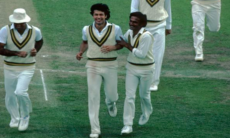 Cricket Image for 3 Players Who Played International Cricket For Both India And Pakistan