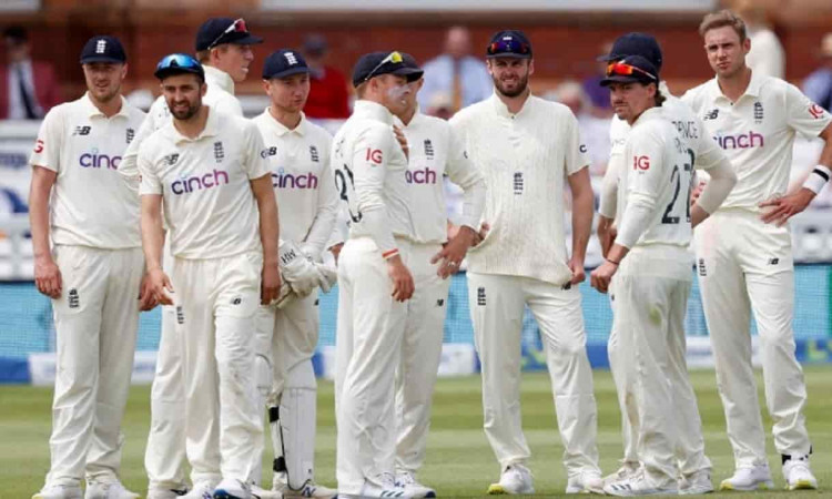 Cricket Image for इंग्लैंड क्रिकेट टीम को झटका, आईसीसी ने स्लो ओवर रेट के लिए लगाया 40 फीसदी जुर्मान