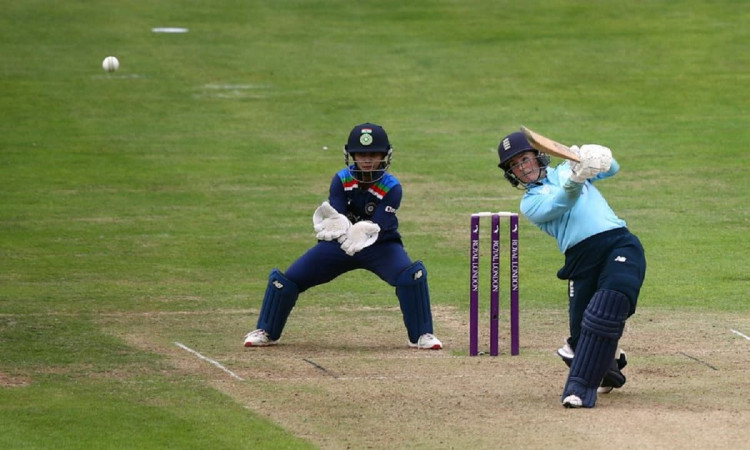 Cricket Image for  ENG W vs IND W: मिताली राज की पारी गई बेकार, इंग्लैंड ने पहले वनडे में भारत को 8 