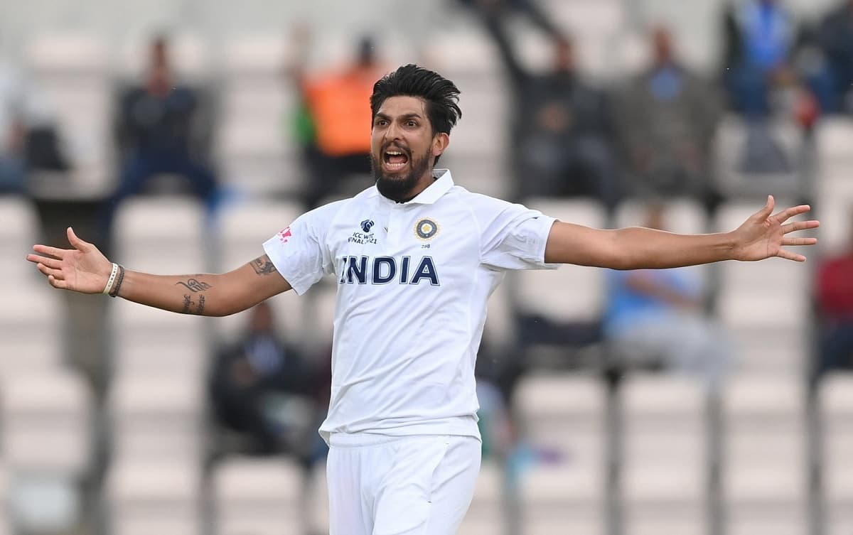Indian players with 200-plus Test wickets away from home Indian players with 200-plus Test wickets away from home