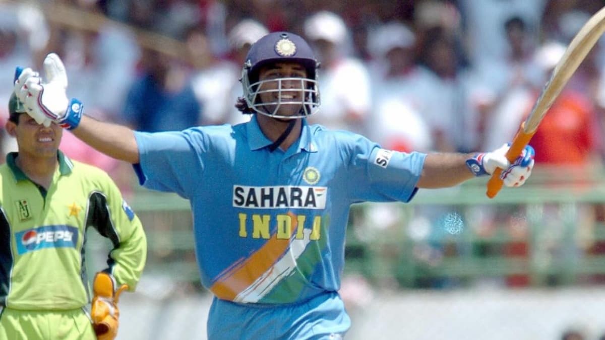 MS Dhoni and Pakistan Cricket Team Pakistan need a leader like MS Dhoni, Says Yasir Arafat