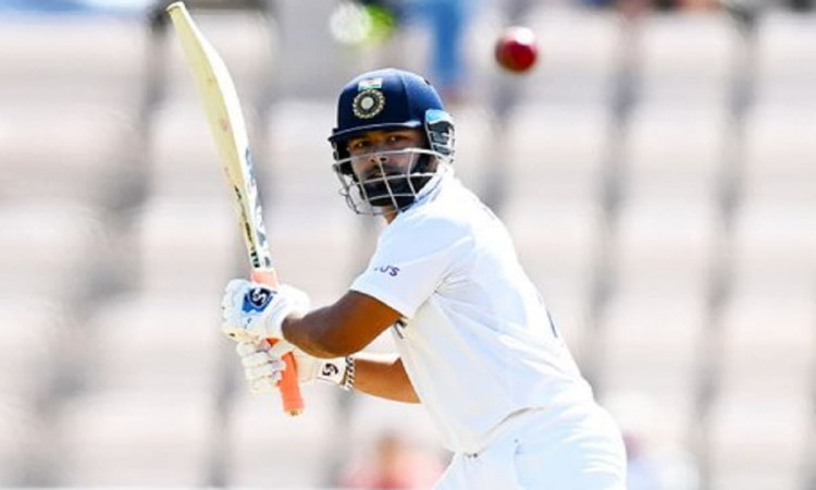 India 130/5 at Lunch on Day 6, lead by 98 runs