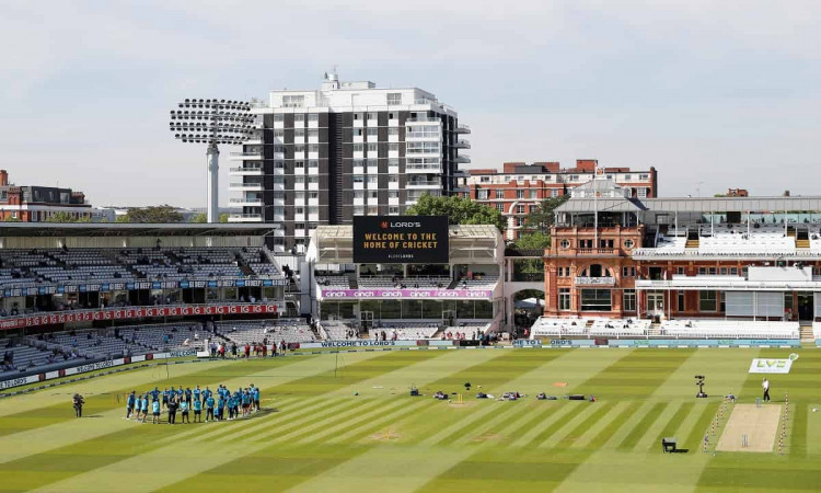 Cricket Image for Let The Bells Ring Out, Spectators Return To English Test Cricket