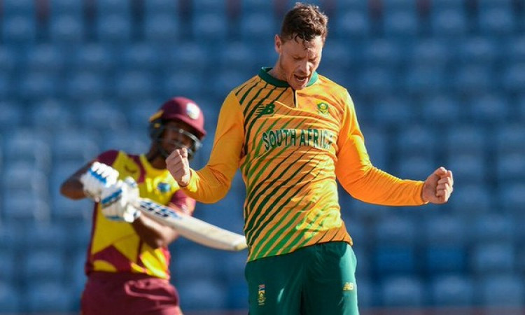 WI vs SA, 2st T20: Bowlers help South Africa defeat Windies in second T20I, level series