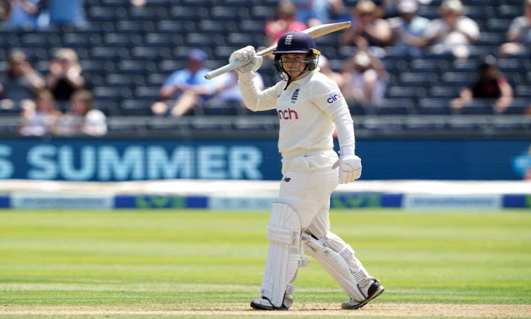 Cricket Image for England Women Team Strong Till Tea Break On The First Day With Tammy Beaumonts Hal