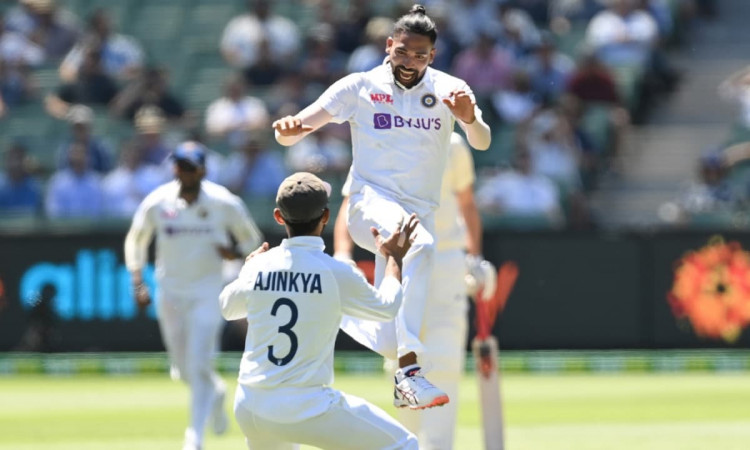 Cricket Image for इंग्लैंड टेस्ट सीरीज में मोहम्मद सिराज की प्लेइंग XI में जगह पक्की,कप्तान कोहली इस