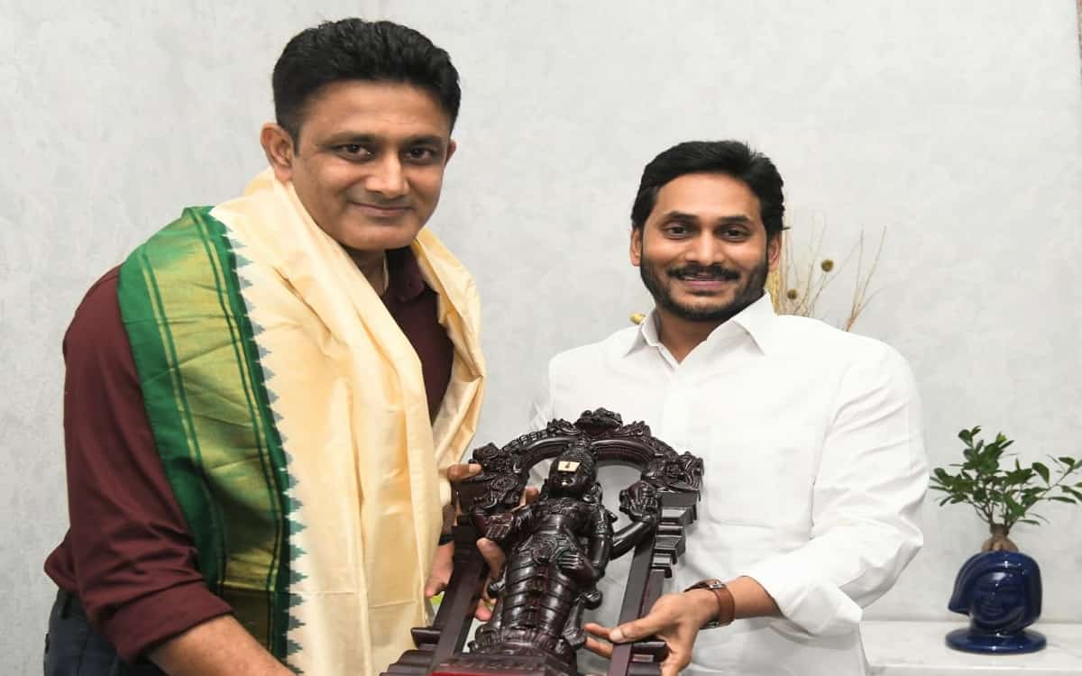 आंध्र प्रदेश के मुख्यमंत्री से की अनिल कुंबले ने मुलाकात, खास मुद्दे पर हुई चर्चा Anil Kumble met jagan mohan reddy the Chief Minister of Andhra Pradesh discussed the sports university topic