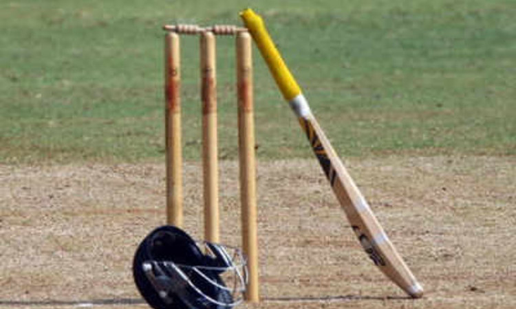 Cricket Image for इंग्लिश क्रिकेटर हुआ गिरफ्तार, लड़कियों को भेजता था अश्लील मैसेज