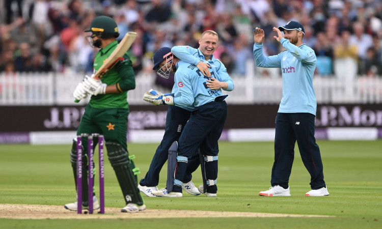 Cricket Image for Hasan Ali's Fifer In Vain As England Beats Pakistan By 52 Runs, Takes Unassailable