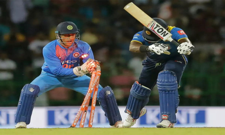 MS Dhoni stumping records and fastest hands behind the wickets