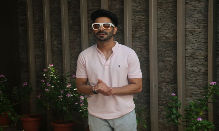 VIDEO Aparshakti Khurana reveals his favourite cricketer 