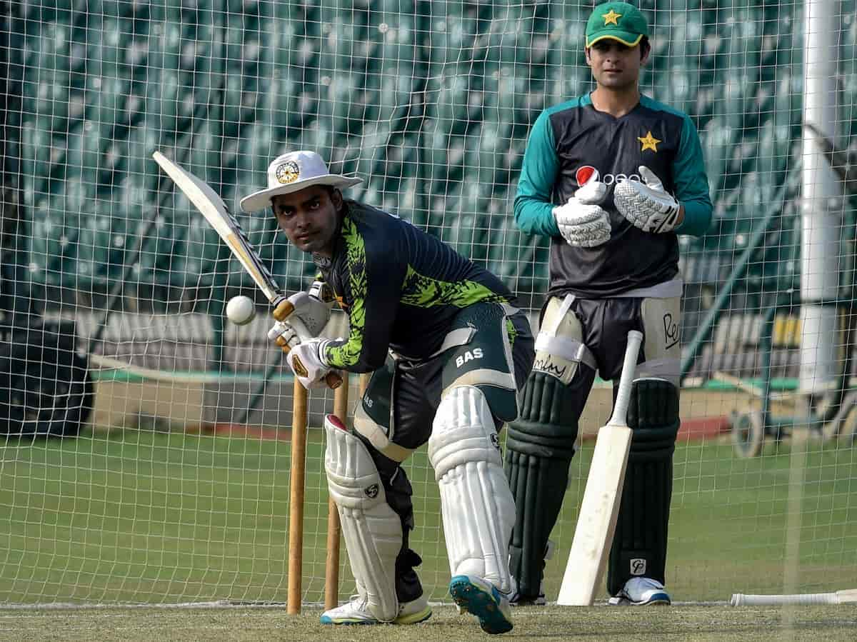 Umar Akmal sent back home after breaching a team curfew before 5th