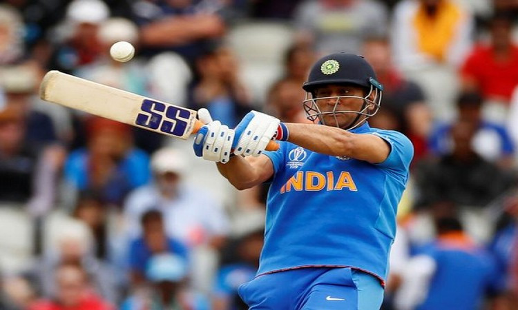 Twitter removes blue verified badge from MS Dhoni's account