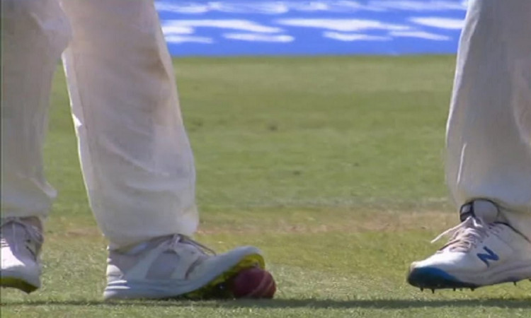 Cricket Image for 'Ball Tampering?': England Players Seen Scuffing The Ball, Stuart Broad Defends 
