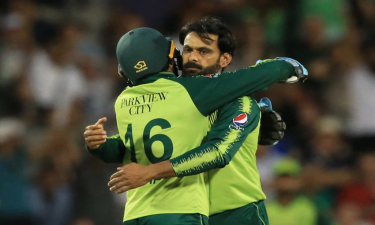 WI vs PAK : Babar, Hafeez star in Pakistan's hard-fought win