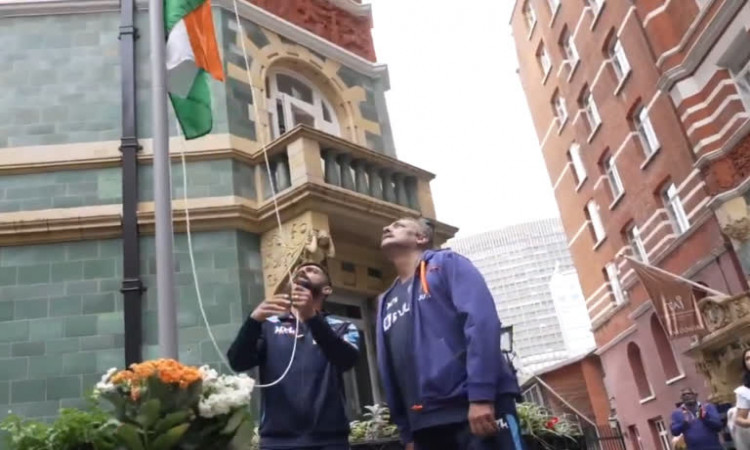 Virat Kohli, Ravi Shastri Lead Team India's Flag Hoisting Ceremony In London On Independence Day