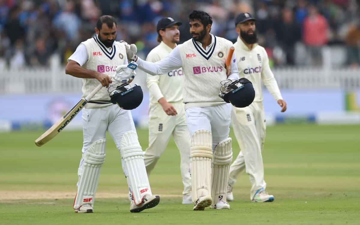 India declared second innings and gives target of 272 runs to england