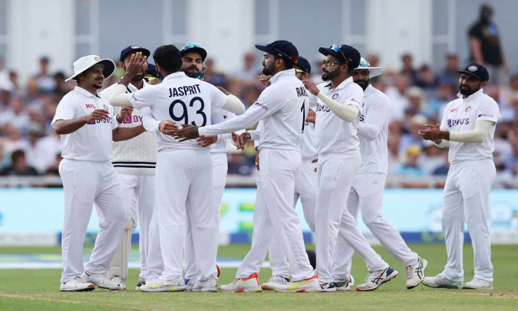 Cricket Image for ENG vs IND: भारतीय गेंदबाजी अटैक के आगे बिखरी इंग्लैंड टीम, पहली पारी में बनाए 183