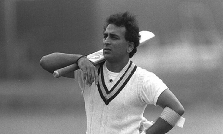 Cricket Image for 'Suddenly keeper Was Collecting Ball With Fingers Pointing Up': Gavaskar Recalls P