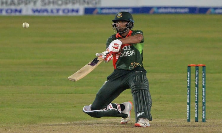 BAN vs AUS : Bangladesh toppled by Nathan Hatrick!