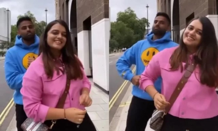 Cricket Image for VIDEO : 65 दिनों बाद पत्नी से मिले सूर्यकुमार यादव, खुशी में लंदन की गलियों में लग