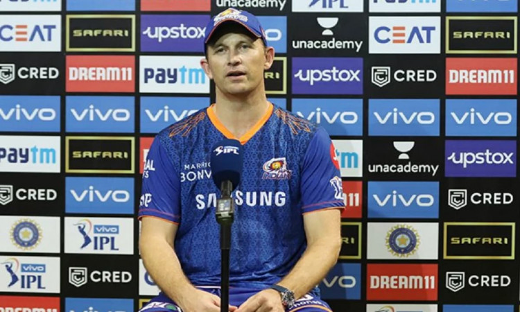 Conceding runs in death overs is not the problem says Mumbai Indians coach Shane Bond