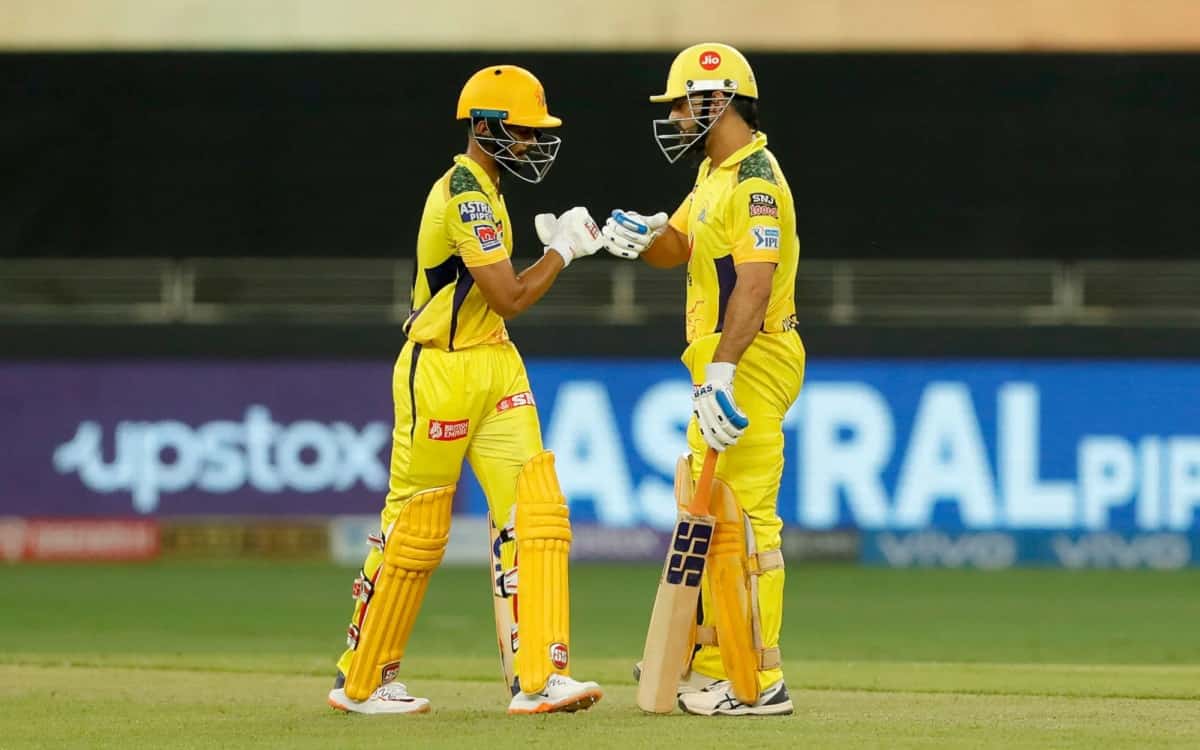 IPL 2021: प्लेऑफ में क्वालीफाई करने पर सीएसके को करना चाहिए ये काम, गंभीर ने दिया सुझाव CSK should send ms dhoni on number four after they qualify in the playoffs suggested gautam gambhir for ipl 2021
