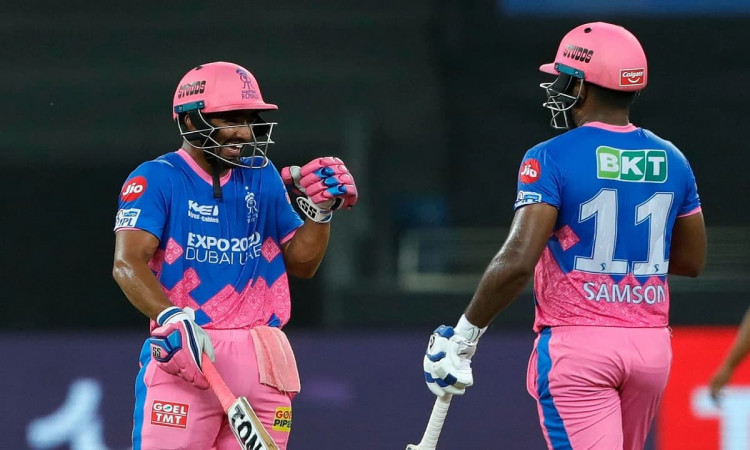 IPL 2021: Sanju Samson Helps RR Post 164/5 Against SRH