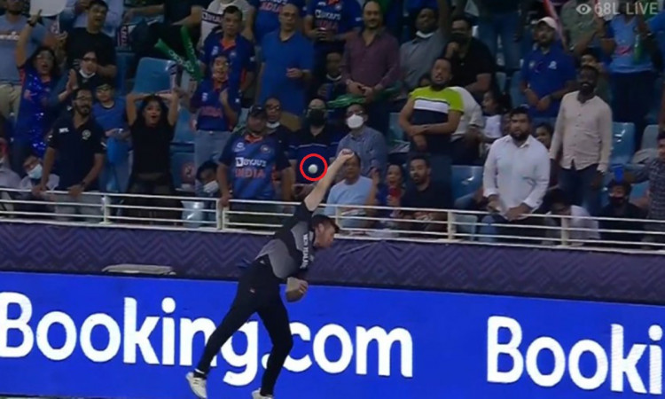 Cricket Image for Ind Vs Nz James Neesham Brilliant Effort To Stopped Hardik Pandya Six Watch Video
