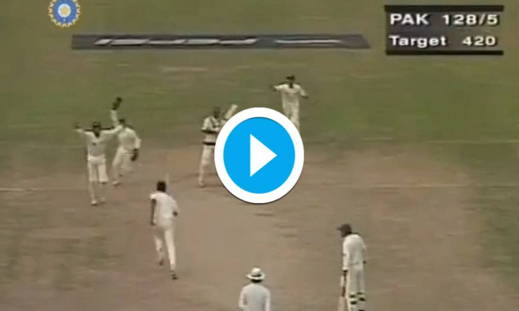 On Anil Kumble’s Birthday, Watch Champion Spinner’s Perfect 10 in an Inning Against Pakistan