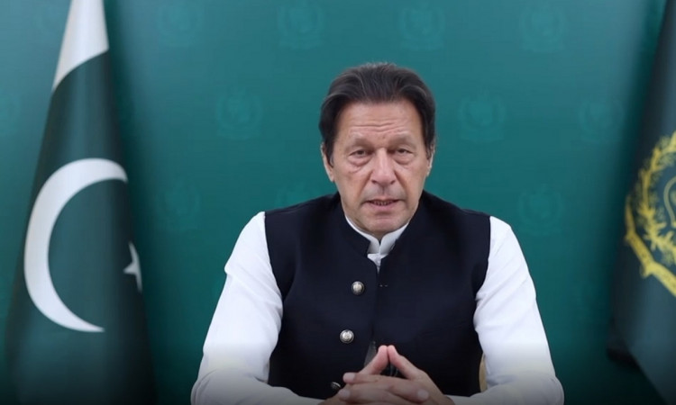  Pakistan PM Imran Khan takes note of argument between Shoaib Akhtar, PTV host
