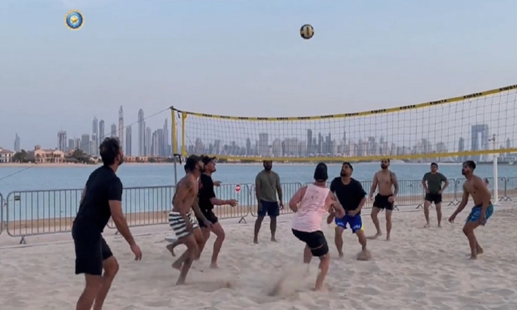 Team India plays Volleyball before Nezealand Clash, Watch Video