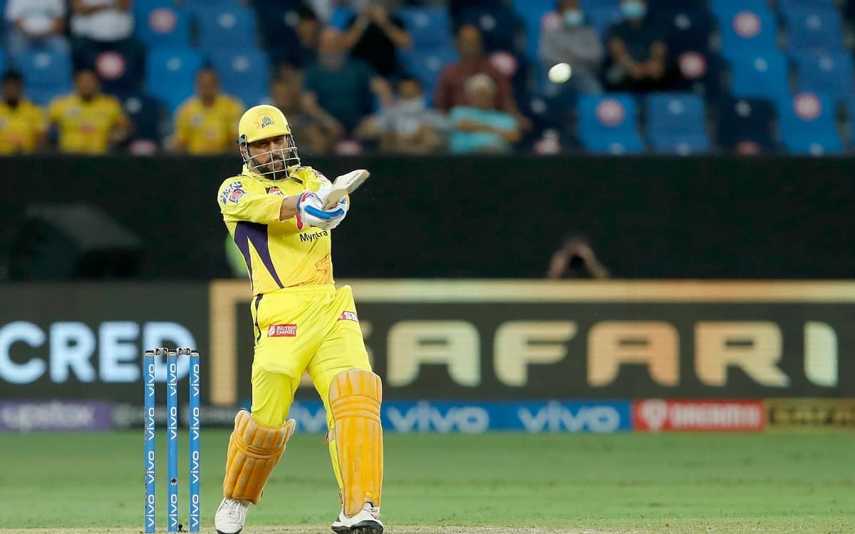 Cricket Image for Dhoni's Eyes Were Determined When He Was Going Out To Bat: Stephen Fleming