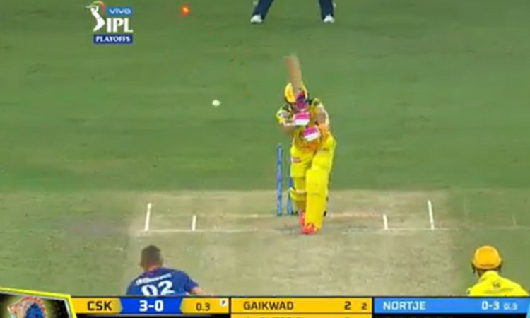 Cricket Image for VIDEO : डु प्लेसिस को नहीं दिखी 148kmph की गेंद, नॉर्खिया ने किया चारों खाने चित्त