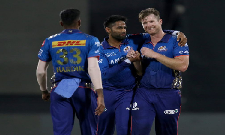 IPL 2021: Mumbai indians restrict RR by 90 runs