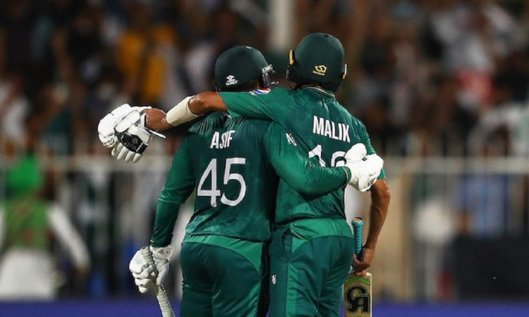 Cricket Image for Pakistan Continue Winning Way, Beat New Zealand By 5 Wickets 