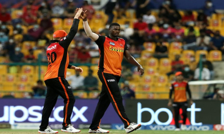 IPL 2021: SRH finish their campaign with a 4-run win