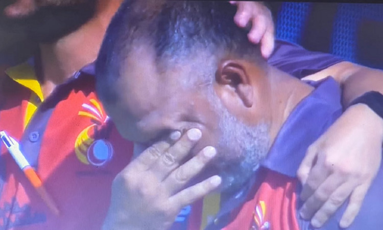 Cricket Image for T20 World Cup: Papua New Guinea Support Staff Gets Emotional During The National A