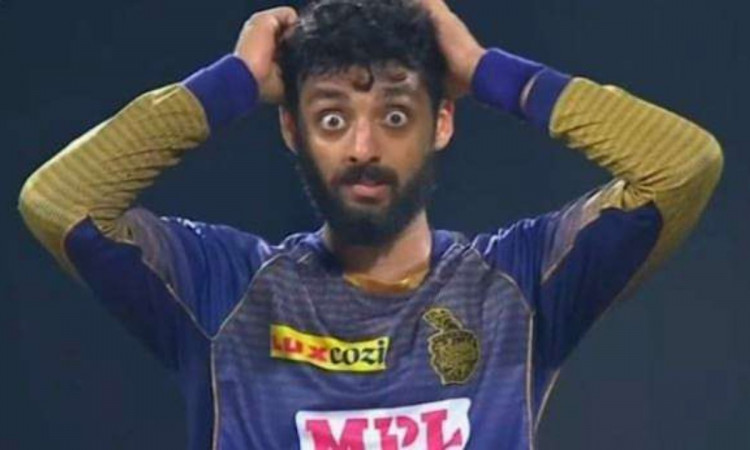 Cricket Image for VIDEO : 'लोगों ने कहा, तुम्हें मर जाना चाहिए था', वरुण चक्रवर्ती ने बयां किया IPL 