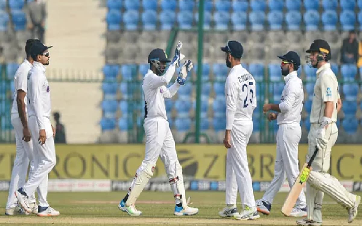 Cricket Image for भारत बनाम न्यूजीलैंड दूसरा दिन: लंच तक न्यूजीलैंड दो विकेट पर 197 रन