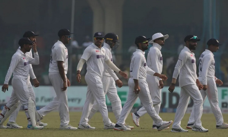 KS Bharat Keeps Wickets on Day 3 as Wriddhiman Saha Suffers Stiffness in Neck