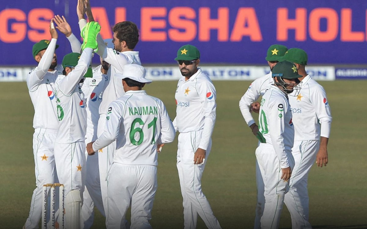 Cricket Image for पहला टेस्ट : पाकिस्तान ने बांग्लादेश को आठ विकेट से हराया, सीरीज में 1-0 की बढ़त