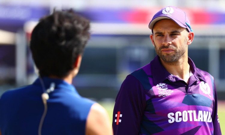 Scotland have won the toss and elected to field first