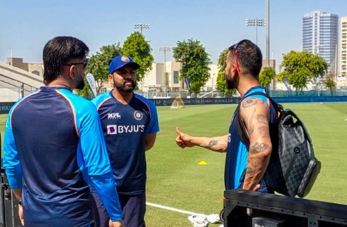 Cricket Image for 'Things Have Changed Since Dhoni': Former Pakistan Captain Praises Kohli, Rohit