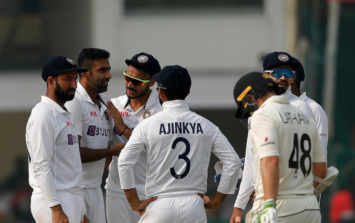 Cricket Image for IND v NZ, Day 5: India Strike Back As New Zealand Lose 4, Score - 125/4 At Tea